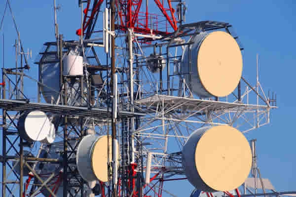 Telecom Union Backs 50% Tariff Hike - Urges Labour To Reconsider Protest