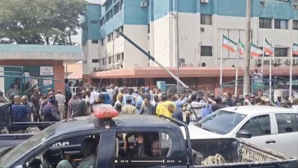 FCTA staff seal PDP national headquarters