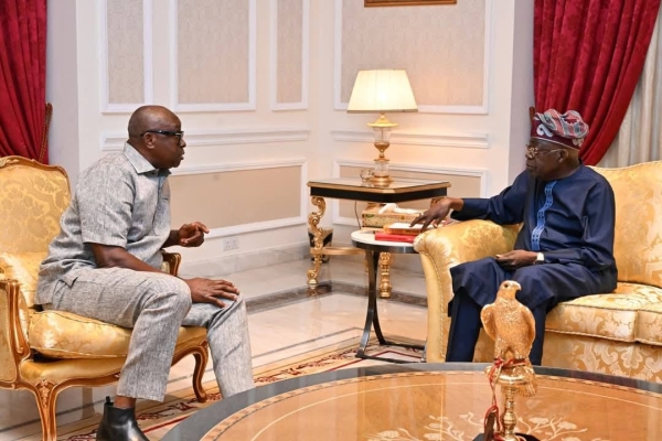 Tinubu stabilising Nigeria’s economy, he deserves encouragement — Fayose