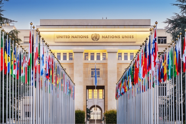 Financial crisis: UN cuts spending, freezes hiring, scales back services