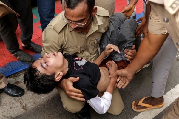 Eleven die in stampede outside cricket stadium during IPL title celebrations in India