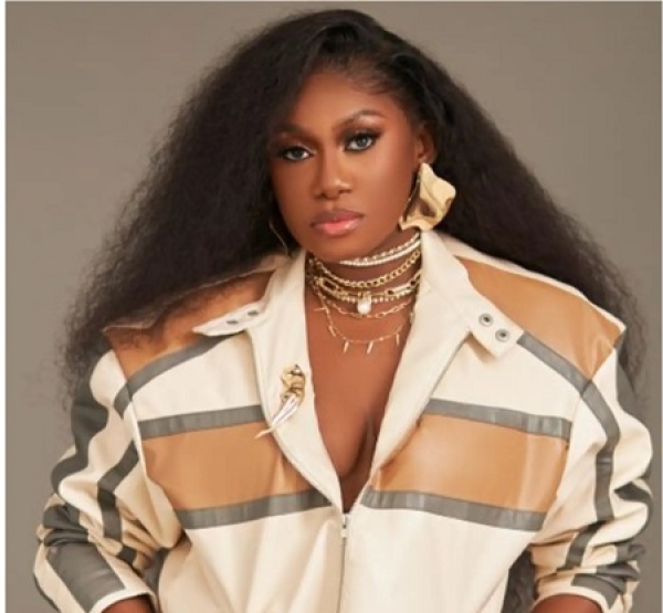 Why I Didn’t Sign to Record Label for 10 Years – Niniola Apata
