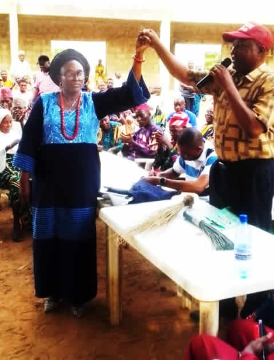 Oyo APC welcomes former AAP governorship candidate,  Adenike Victor-Tade