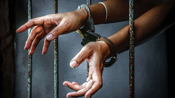 Man arrested in Lagos for allegedly sleeping with two teenage daughters