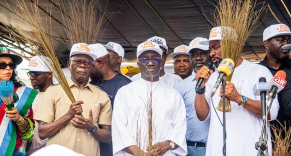 Edo Assembly Speaker, 17 LG Chairmen, Others Defect To APC