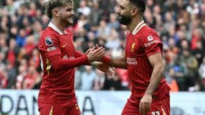 Liverpool fight back to go 16 points clear as title moves closer