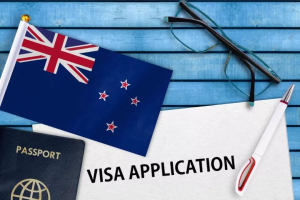 New Zealand unveils 10-year visa for migrants parents