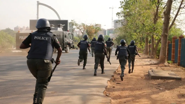 Abraka boils as kidnappers ambush security operatives