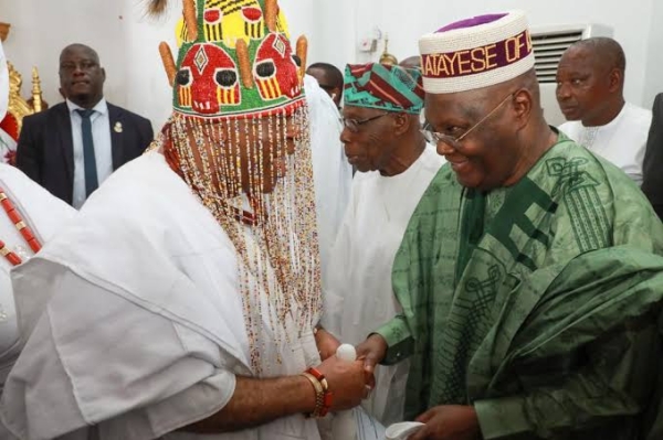 [PRESS RELEASE] Atiku visits Osun for coronation of new monarch of Ijeshaland