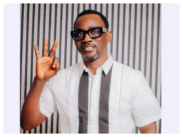Pasuma escapes as thugs attack convoy in Osun