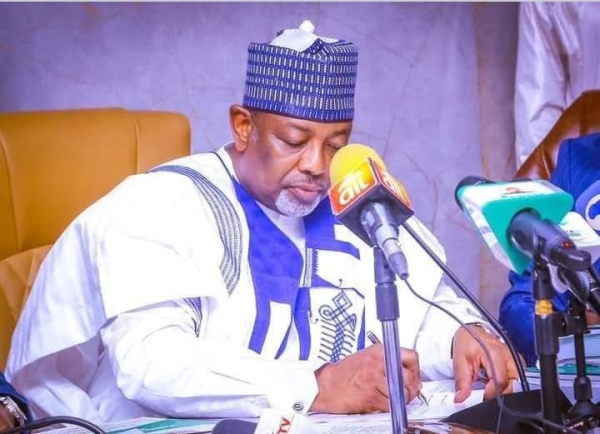 Nigeria loses N1.3bn to tomato ebola in three states – Minister